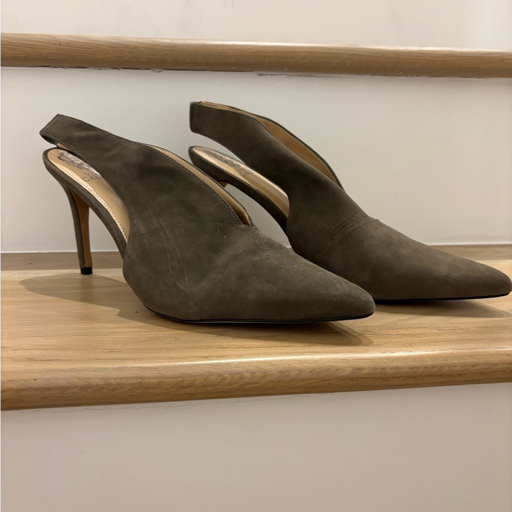 Vince Camuto Pointed Toe Slingback Heels in Grey/Taupe Suede - Size 11 - Picture 5 of 7